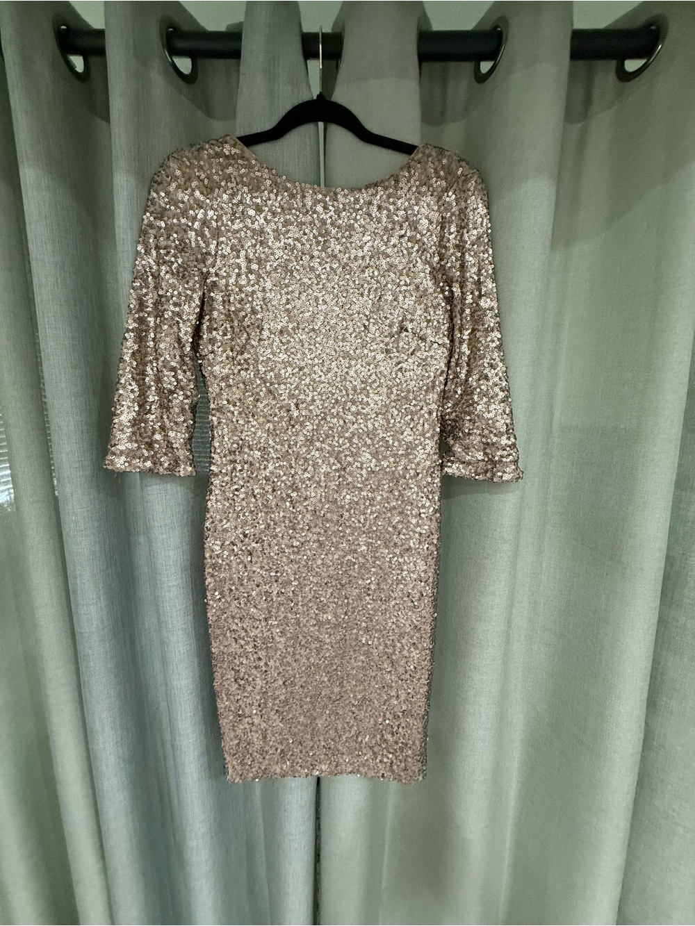 Badgley Mischka Gold Sequin Long-Sleeve Cocktail Dress
